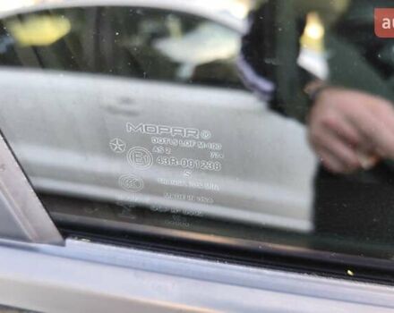 Чорний Джип Cherokee, об'ємом двигуна 2.36 л та пробігом 54 тис. км за 19200 $, фото 21 на Automoto.ua