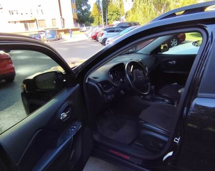 Чорний Джип Cherokee, об'ємом двигуна 2.4 л та пробігом 54 тис. км за 18600 $, фото 7 на Automoto.ua