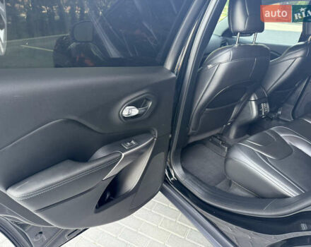 Черный Джип Чероки, объемом двигателя 2.36 л и пробегом 131 тыс. км за 17200 $, фото 30 на Automoto.ua