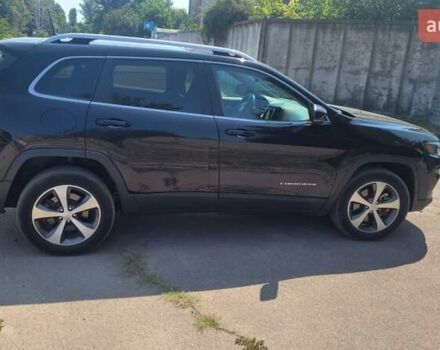 Чорний Джип Cherokee, об'ємом двигуна 3.1 л та пробігом 57 тис. км за 22700 $, фото 2 на Automoto.ua