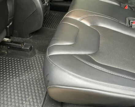 Чорний Джип Cherokee, об'ємом двигуна 2.36 л та пробігом 79 тис. км за 18000 $, фото 22 на Automoto.ua