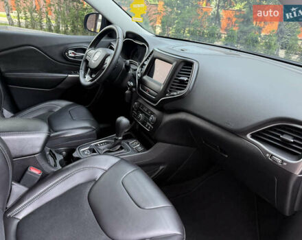 Черный Джип Чероки, объемом двигателя 2.36 л и пробегом 131 тыс. км за 17200 $, фото 27 на Automoto.ua