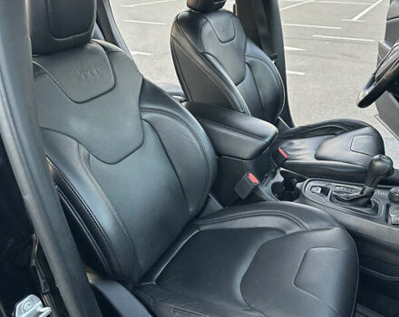 Черный Джип Чероки, объемом двигателя 3.24 л и пробегом 122 тыс. км за 18300 $, фото 21 на Automoto.ua