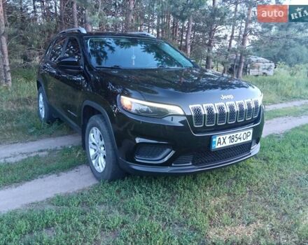 Чорний Джип Cherokee, об'ємом двигуна 2.36 л та пробігом 119 тис. км за 18200 $, фото 1 на Automoto.ua