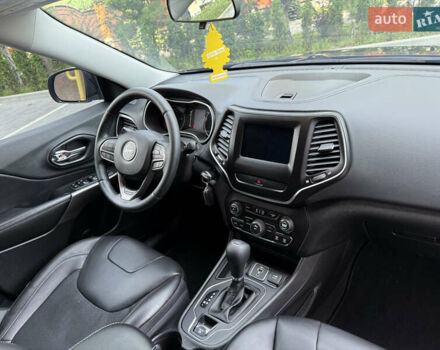 Черный Джип Чероки, объемом двигателя 2.36 л и пробегом 131 тыс. км за 17200 $, фото 29 на Automoto.ua