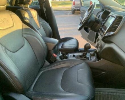 Черный Джип Чероки, объемом двигателя 2 л и пробегом 37 тыс. км за 5900 $, фото 7 на Automoto.ua