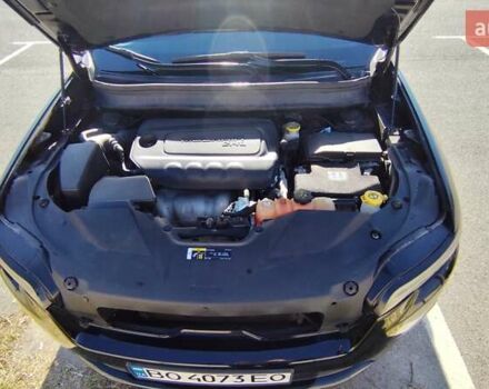 Чорний Джип Cherokee, об'ємом двигуна 2.36 л та пробігом 54 тис. км за 19200 $, фото 17 на Automoto.ua