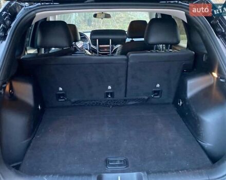 Черный Джип Чероки, объемом двигателя 2.36 л и пробегом 110 тыс. км за 14000 $, фото 9 на Automoto.ua