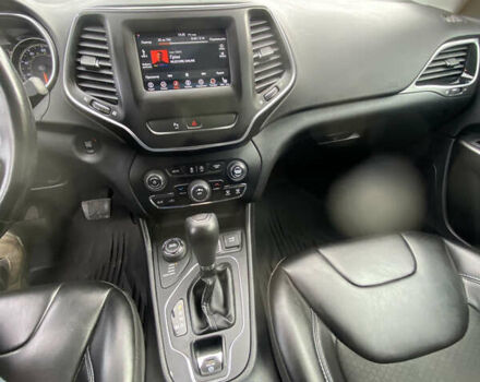 Черный Джип Чероки, объемом двигателя 2.36 л и пробегом 54 тыс. км за 18900 $, фото 7 на Automoto.ua