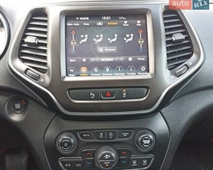 Черный Джип Чероки, объемом двигателя 3.24 л и пробегом 77 тыс. км за 21500 $, фото 11 на Automoto.ua