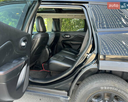Чорний Джип Cherokee, об'ємом двигуна 3.24 л та пробігом 77 тис. км за 20999 $, фото 37 на Automoto.ua