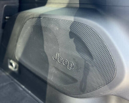 Черный Джип Чероки, объемом двигателя 0 л и пробегом 39 тыс. км за 19400 $, фото 11 на Automoto.ua