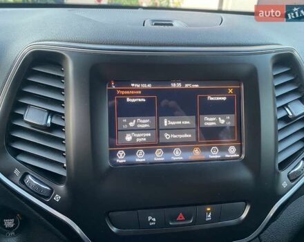 Джип Чероки 2021 в Житомире на Automoto.ua Черный Джип Чероки, объемом двигателя 2.36 л и пробегом 131 тыс. км за 15200 $, фото 11 на Automoto.ua