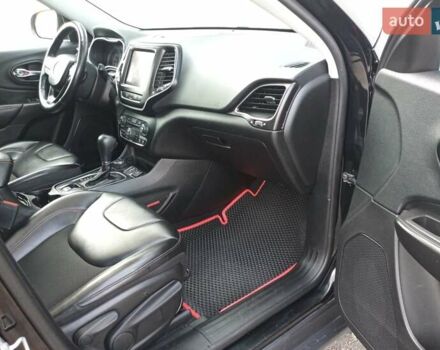 Черный Джип Чероки, объемом двигателя 3.24 л и пробегом 77 тыс. км за 21500 $, фото 18 на Automoto.ua