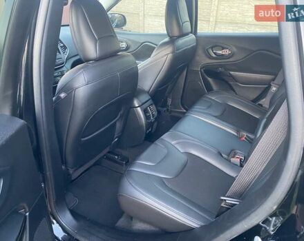 Джип Чероки 2021 в Житомире на Automoto.ua Черный Джип Чероки, объемом двигателя 2.36 л и пробегом 131 тыс. км за 15200 $, фото 15 на Automoto.ua