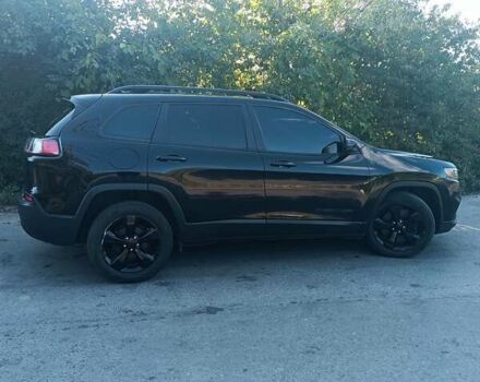 Чорний Джип Cherokee, об'ємом двигуна 2.36 л та пробігом 92 тис. км за 17850 $, фото 5 на Automoto.ua