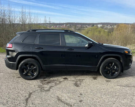 Джип Чероки 2021 в Львове на Automoto.ua Черный Джип Чероки, объемом двигателя 2.36 л и пробегом 48 тыс. км за 24000 $, фото 3 на Automoto.ua