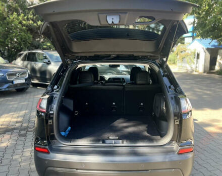 Черный Джип Чероки, объемом двигателя 0 л и пробегом 39 тыс. км за 19400 $, фото 10 на Automoto.ua