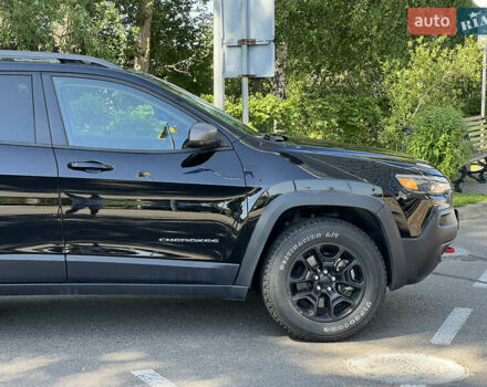 Чорний Джип Cherokee, об'ємом двигуна 3.24 л та пробігом 77 тис. км за 20999 $, фото 12 на Automoto.ua