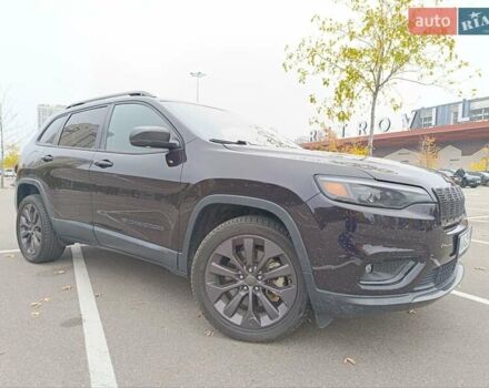 Чорний Джип Cherokee, об'ємом двигуна 3.24 л та пробігом 122 тис. км за 17500 $, фото 11 на Automoto.ua