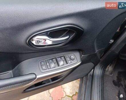 Черный Джип Чероки, объемом двигателя 2.36 л и пробегом 116 тыс. км за 16300 $, фото 16 на Automoto.ua