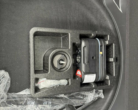 Черный Джип Чероки, объемом двигателя 2 л и пробегом 43 тыс. км за 19999 $, фото 22 на Automoto.ua