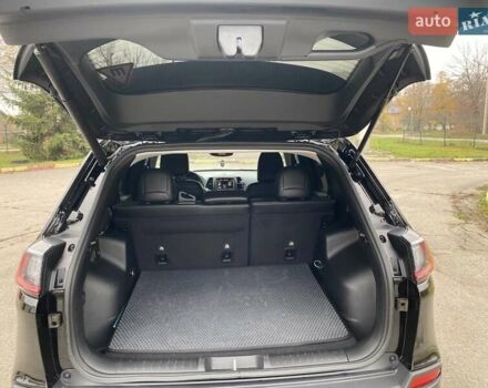 Черный Джип Чероки, объемом двигателя 3.24 л и пробегом 52 тыс. км за 26500 $, фото 11 на Automoto.ua