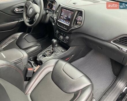 Черный Джип Чероки, объемом двигателя 3.24 л и пробегом 52 тыс. км за 26500 $, фото 14 на Automoto.ua