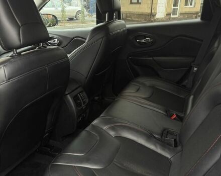 Черный Джип Чероки, объемом двигателя 3.2 л и пробегом 99 тыс. км за 19250 $, фото 18 на Automoto.ua