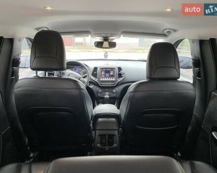 Черный Джип Чероки, объемом двигателя 3.24 л и пробегом 52 тыс. км за 26500 $, фото 13 на Automoto.ua