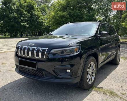 Черный Джип Чероки, объемом двигателя 3.24 л и пробегом 25 тыс. км за 20000 $, фото 1 на Automoto.ua