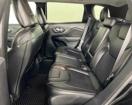 Черный Джип Чероки, объемом двигателя 3.2 л и пробегом 47 тыс. км за 19000 $, фото 14 на Automoto.ua