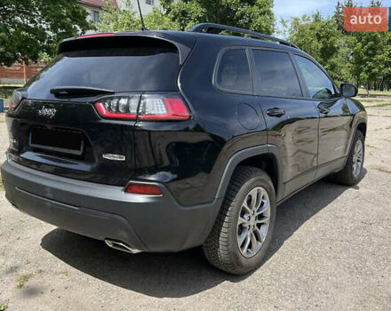 Черный Джип Чероки, объемом двигателя 3.24 л и пробегом 25 тыс. км за 20000 $, фото 5 на Automoto.ua