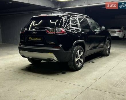 Чорний Джип Cherokee, об'ємом двигуна 3.2 л та пробігом 9 тис. км за 26000 $, фото 5 на Automoto.ua