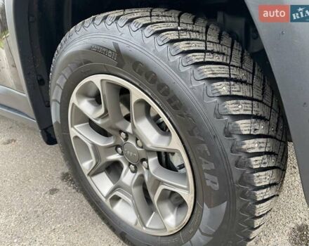 Черный Джип Чероки, объемом двигателя 3.24 л и пробегом 52 тыс. км за 26500 $, фото 8 на Automoto.ua