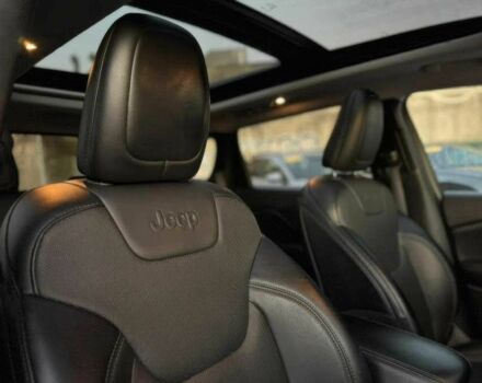 Черный Джип Чероки, объемом двигателя 3.2 л и пробегом 16 тыс. км за 9500 $, фото 9 на Automoto.ua