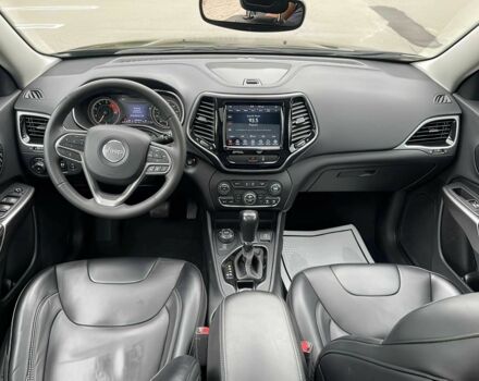 Черный Джип Чероки, объемом двигателя 2 л и пробегом 14 тыс. км за 12500 $, фото 9 на Automoto.ua