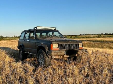 Чорний Джип Cherokee, об'ємом двигуна 2.1 л та пробігом 280 тис. км за 3450 $, фото 1 на Automoto.ua