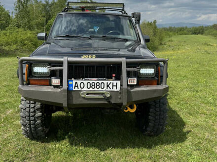 Джип Чероки 1996 в Иршава на Automoto.ua Черный Джип Чероки, объемом двигателя 4 л и пробегом 370 тыс. км за 11500 $, фото 1 на Automoto.ua