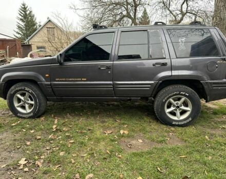 Черный Джип Чероки, объемом двигателя 2.5 л и пробегом 273 тыс. км за 2700 $, фото 1 на Automoto.ua