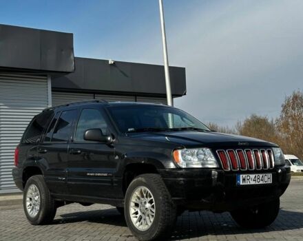 Черный Джип Чероки, объемом двигателя 2.7 л и пробегом 300 тыс. км за 3999 $, фото 1 на Automoto.ua
