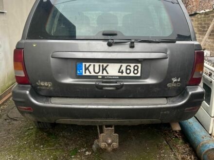 Черный Джип Чероки, объемом двигателя 2.8 л и пробегом 330 тыс. км за 3500 $, фото 1 на Automoto.ua