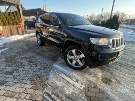 Чорний Джип Cherokee, об'ємом двигуна 3 л та пробігом 301 тис. км за 12000 $, фото 1 на Automoto.ua