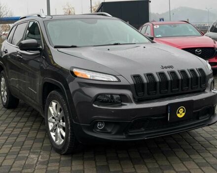 Черный Джип Чероки, объемом двигателя 3.2 л и пробегом 243 тыс. км за 12900 $, фото 1 на Automoto.ua