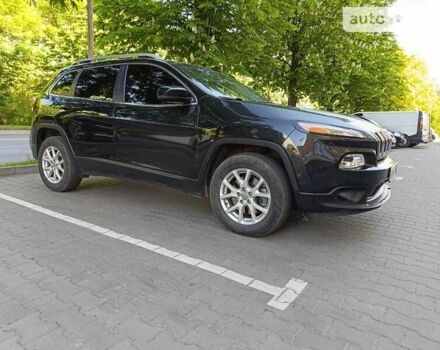 Чорний Джип Cherokee, об'ємом двигуна 2.36 л та пробігом 153 тис. км за 12900 $, фото 1 на Automoto.ua