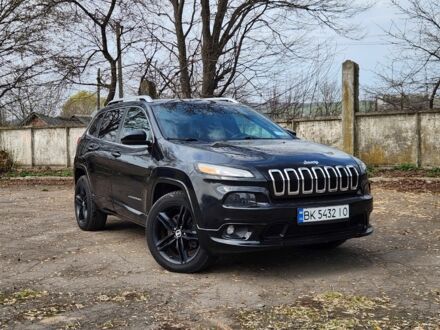 Черный Джип Чероки, объемом двигателя 2.4 л и пробегом 241 тыс. км за 10950 $, фото 1 на Automoto.ua