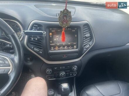 Джип Чероки 2015 в Тульчине на Automoto.ua Черный Джип Чероки, объемом двигателя 3.24 л и пробегом 224 тыс. км за 15500 $, фото 1 на Automoto.ua