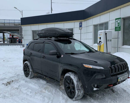 Черный Джип Чероки, объемом двигателя 3.24 л и пробегом 275 тыс. км за 13200 $, фото 1 на Automoto.ua