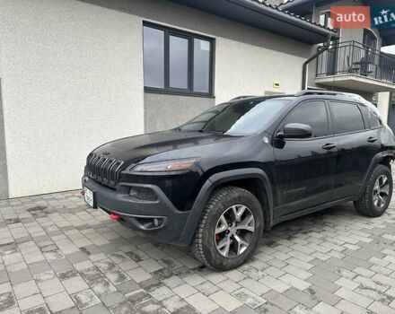 Черный Джип Чероки, объемом двигателя 3.24 л и пробегом 232 тыс. км за 7700 $, фото 1 на Automoto.ua