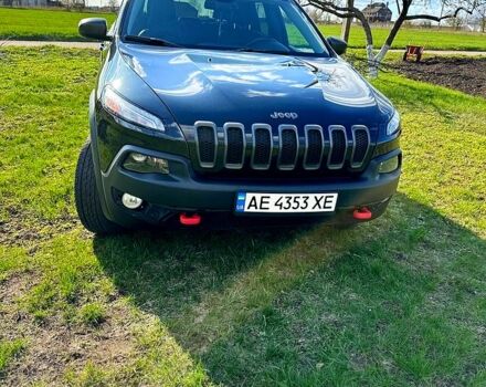 Чорний Джип Cherokee, об'ємом двигуна 3.2 л та пробігом 183 тис. км за 16100 $, фото 1 на Automoto.ua